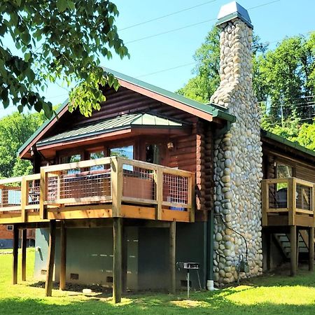 Skinny Dippin'-River Front- Free Tickets-Dog Friendly-Sleeps 6 Pigeon Forge Exterior foto